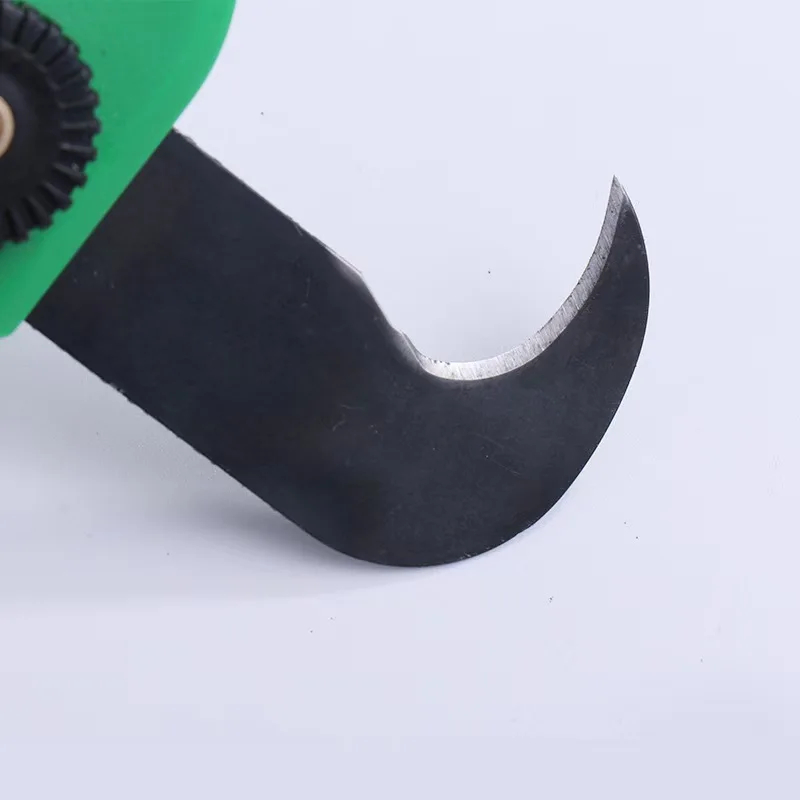 hook-box-cutter-6