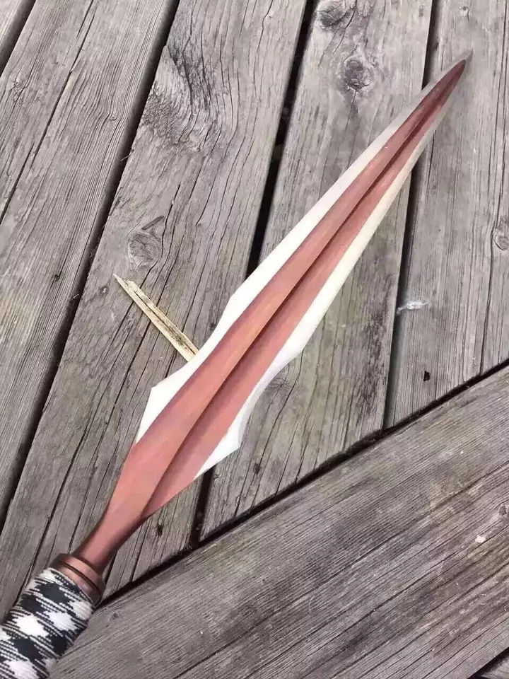 long-blade-spear-2