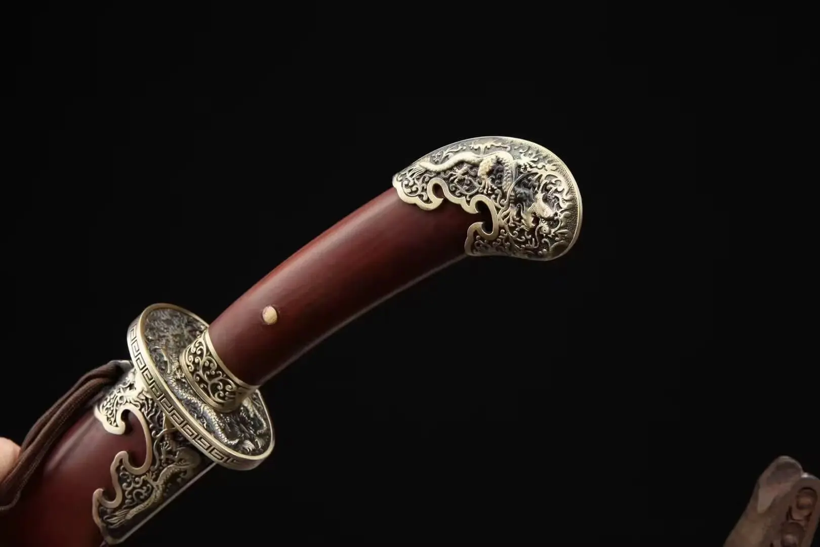 curved-short-sword-3