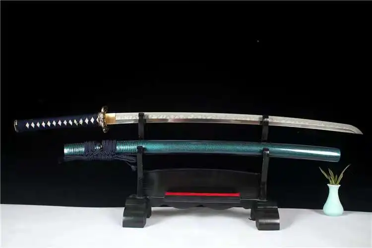 t10-steel-sword-2