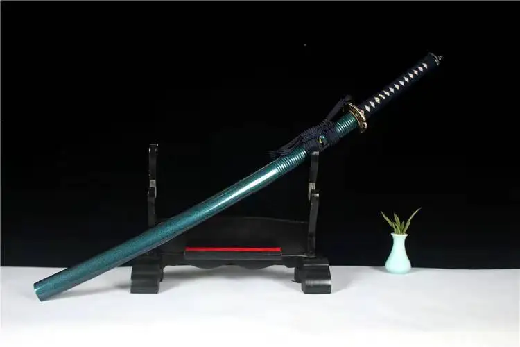 t10-steel-sword-3