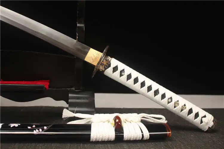 sword-black-and-white-4