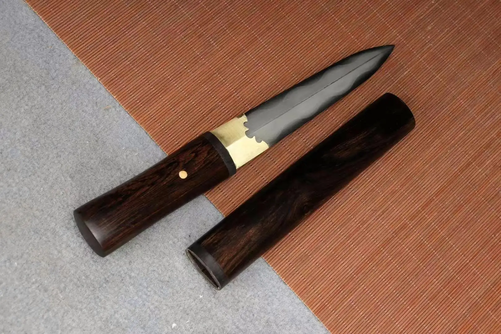 mini-tanto-3