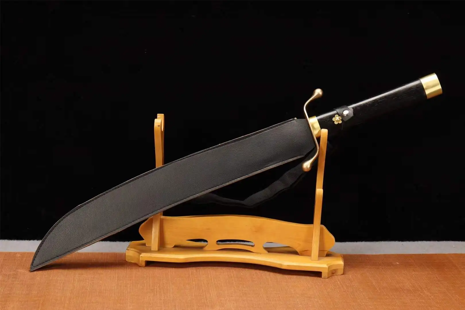 short-curved-sword-2