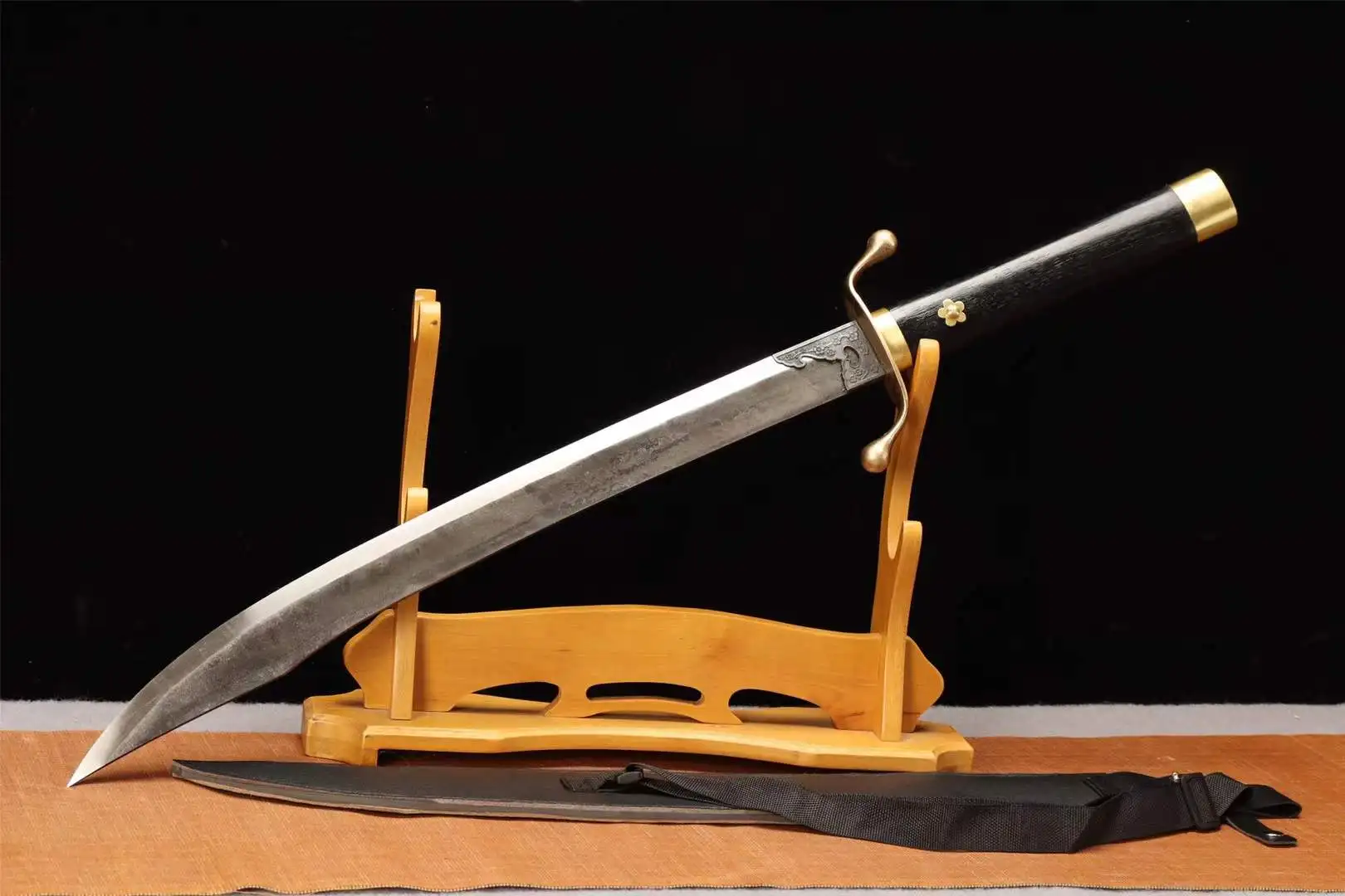 short-curved-sword-6