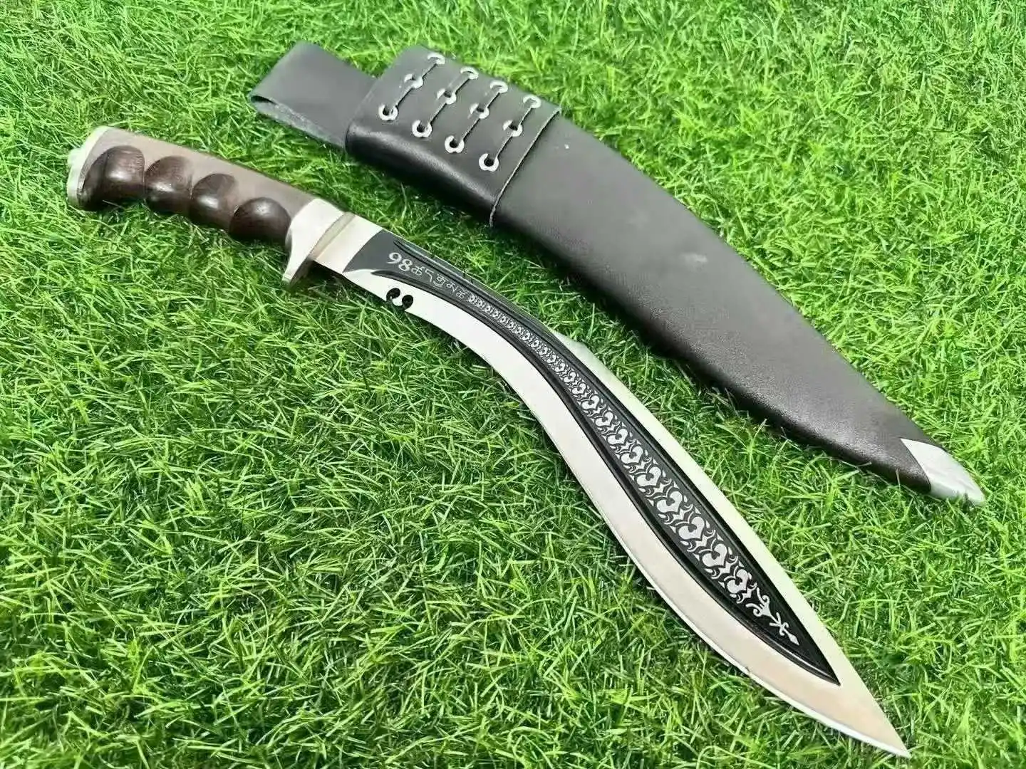 kukri-weapon-3