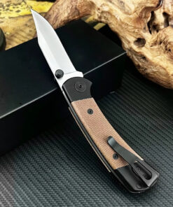 A pocket folding back lock knife with clip.
