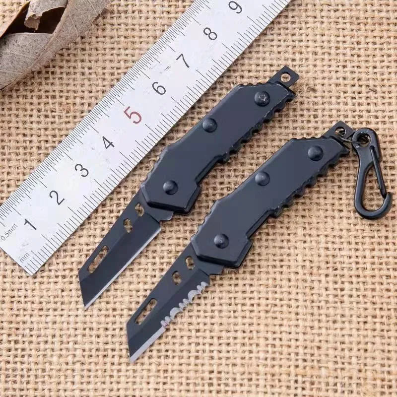 mini-pocket-knife-keychain-3
