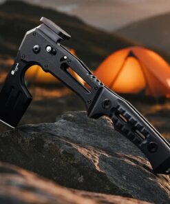 A pocket folding axe hatchet.