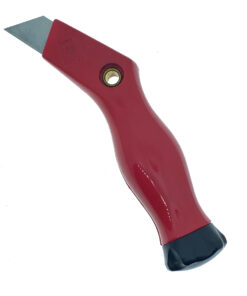 A carpet knife.