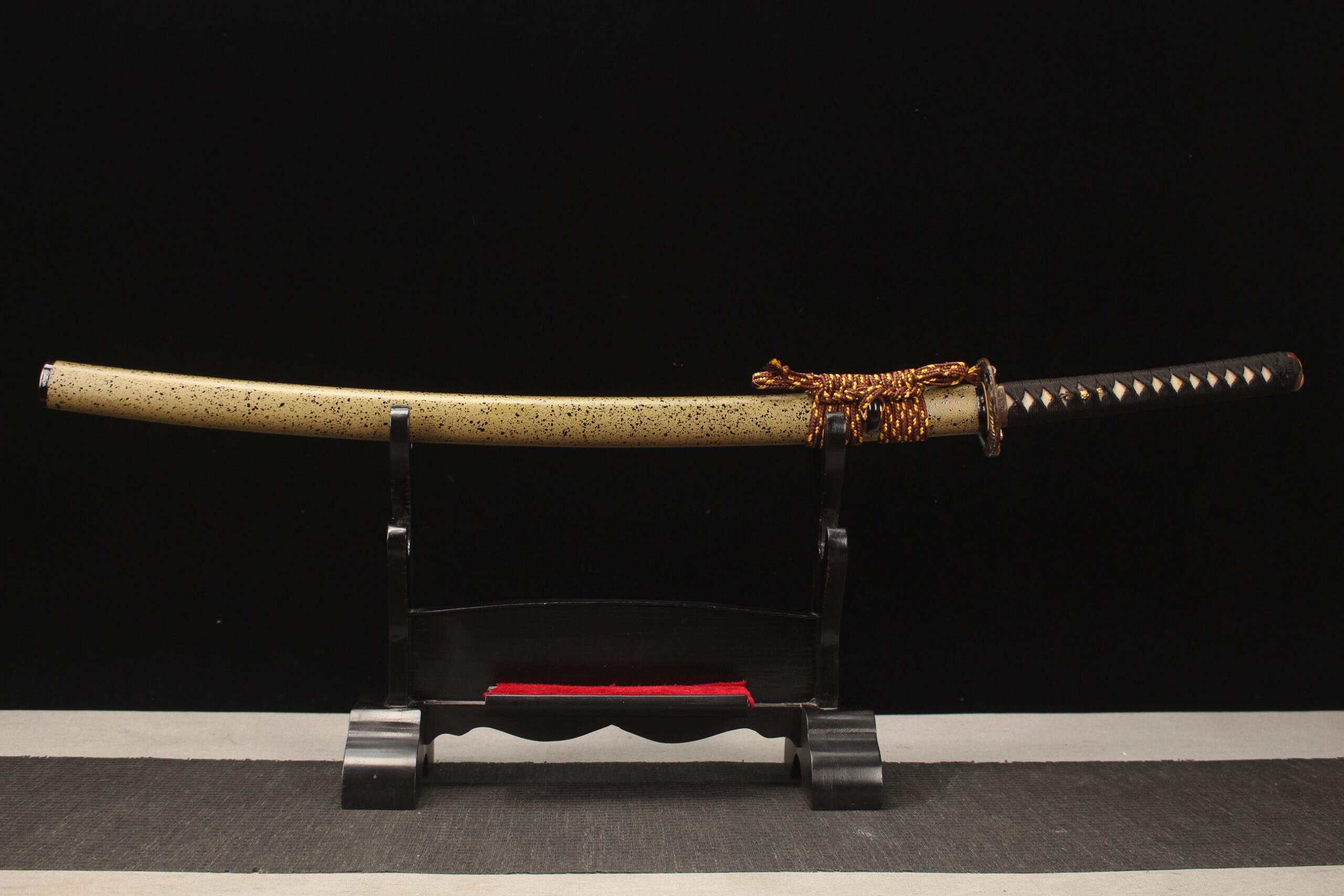 longquan-tiger-katana-2