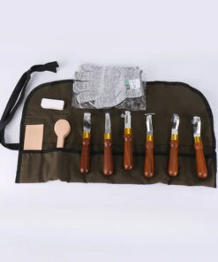 A hook spoon carving knife set.