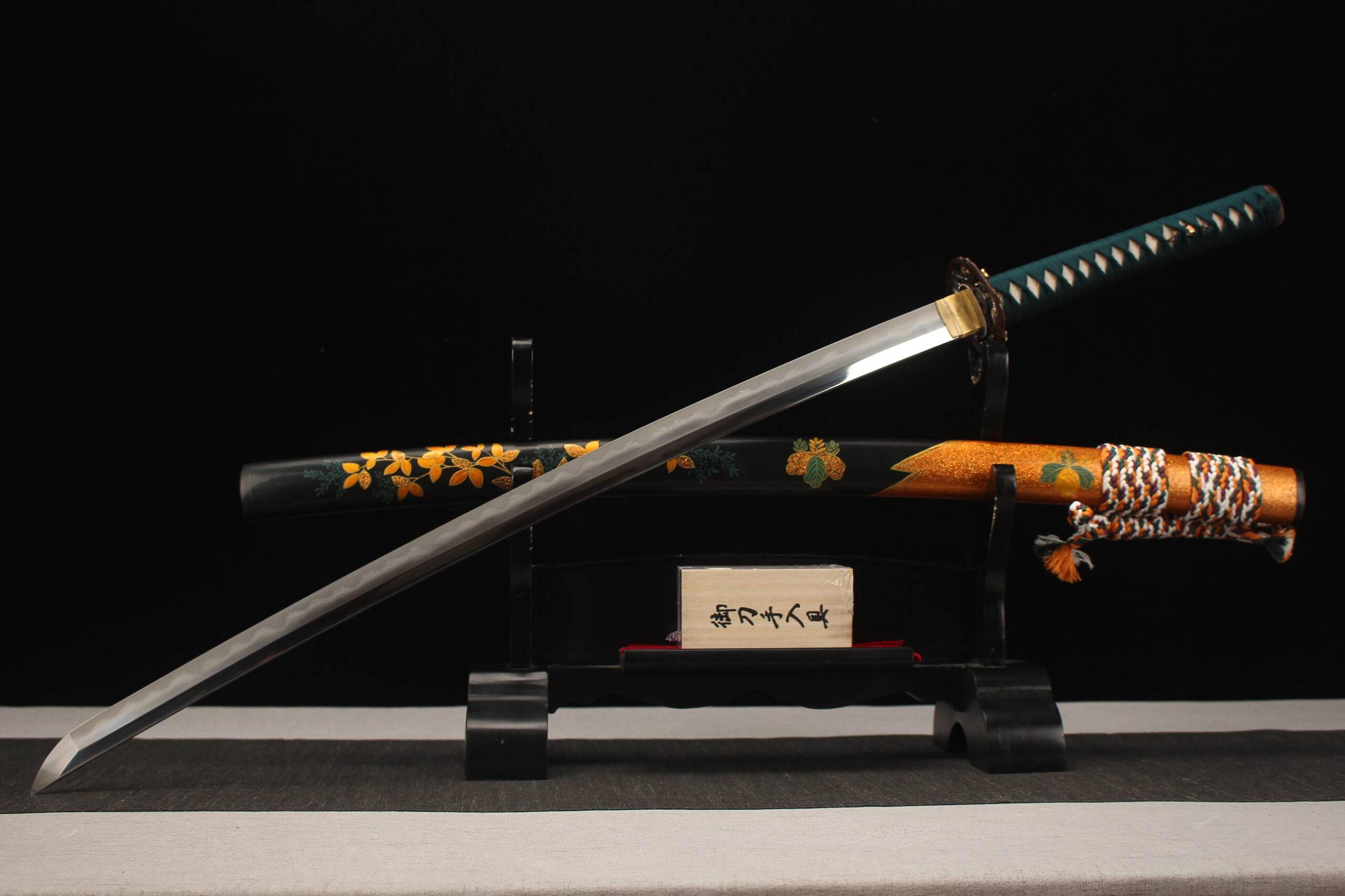 steel-sword-13